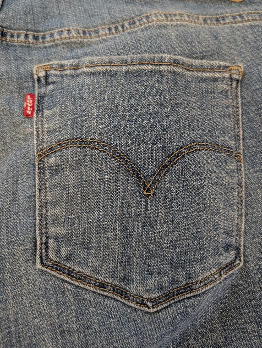 LEVIS Denim Bermuda Shorts Light Blue Jean Casual Distressed - Picture 4 of 16